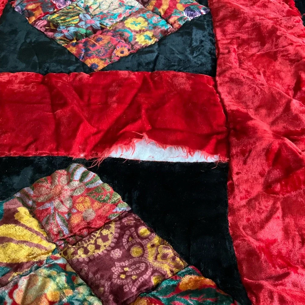 vtg HANDMADE Velvet Quilt Patchwork FLAWED Red Black